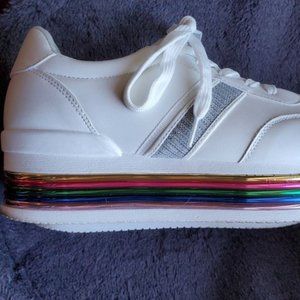 iHeartraves Over The Rainbow Platform Sneakers size 8.5🌈